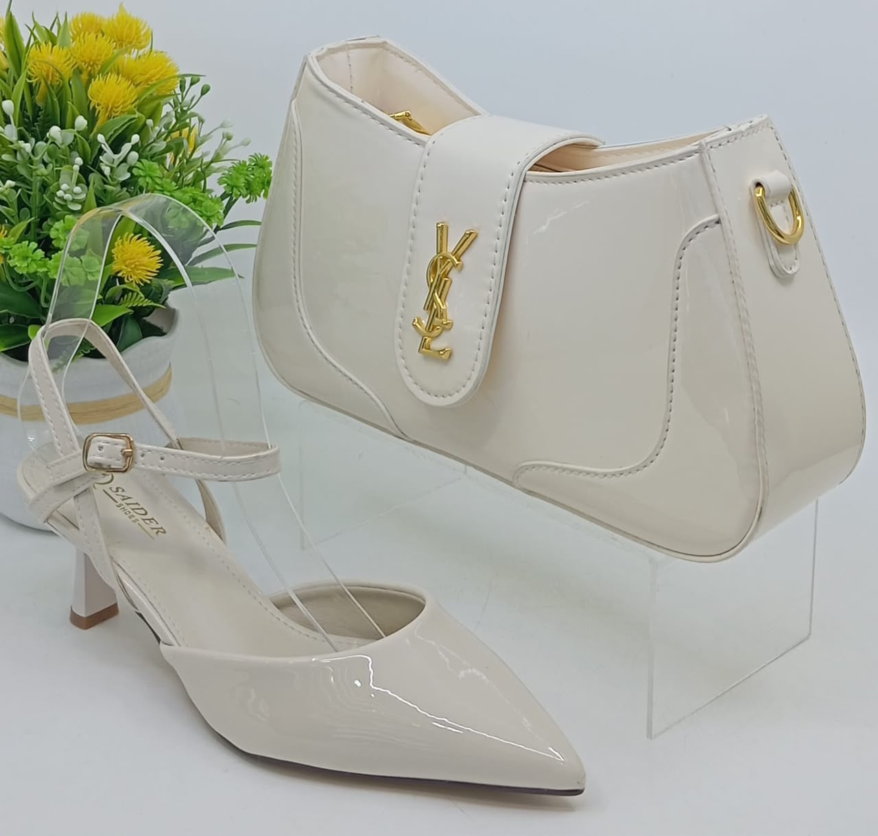 Ensemble sac à main et chaussures