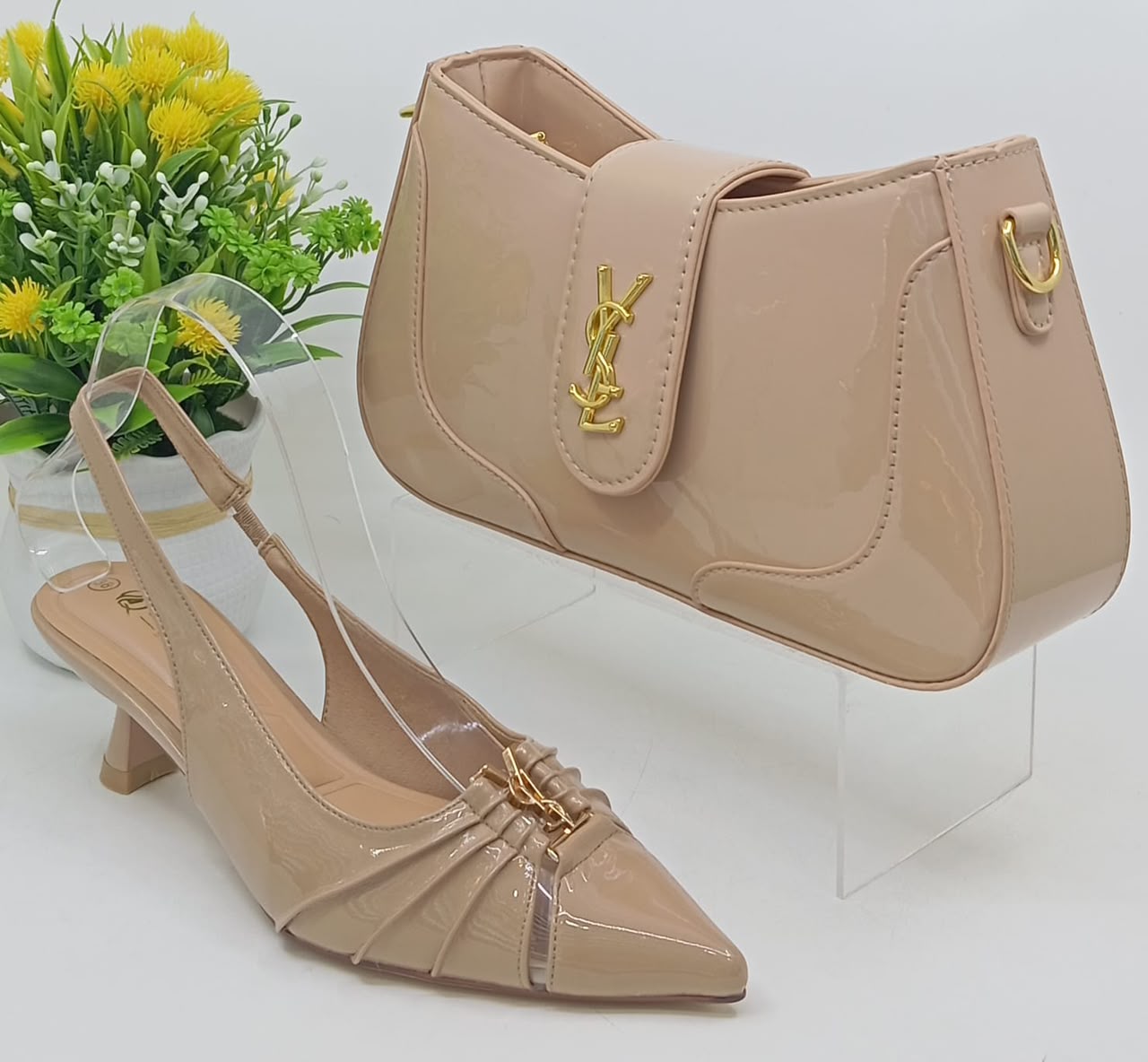 Ensemble sac à main et chaussures